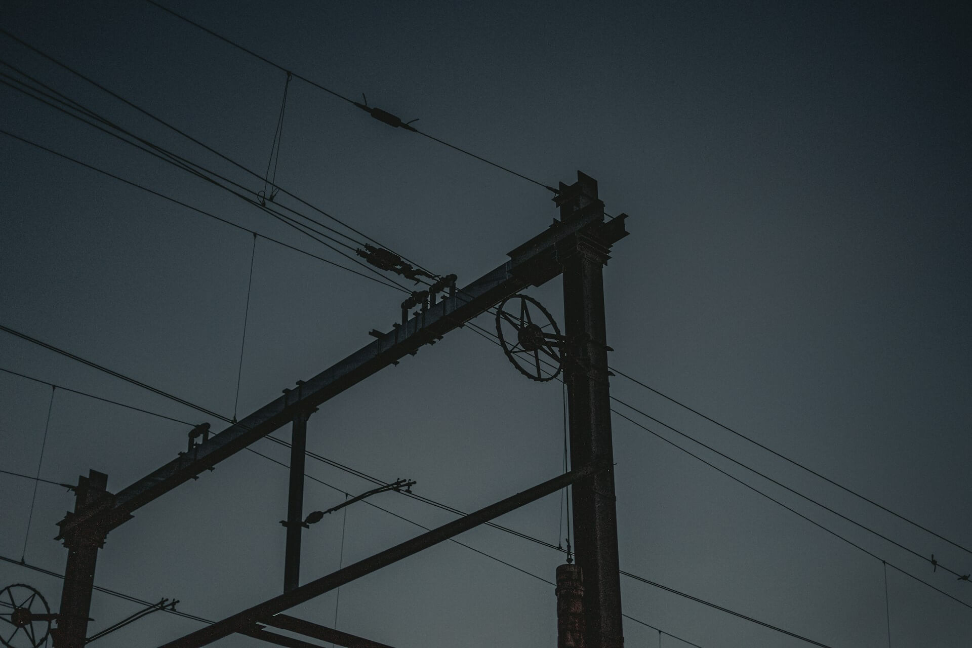 floris-andrea-QWk7tHab2pE-unsplash (1)